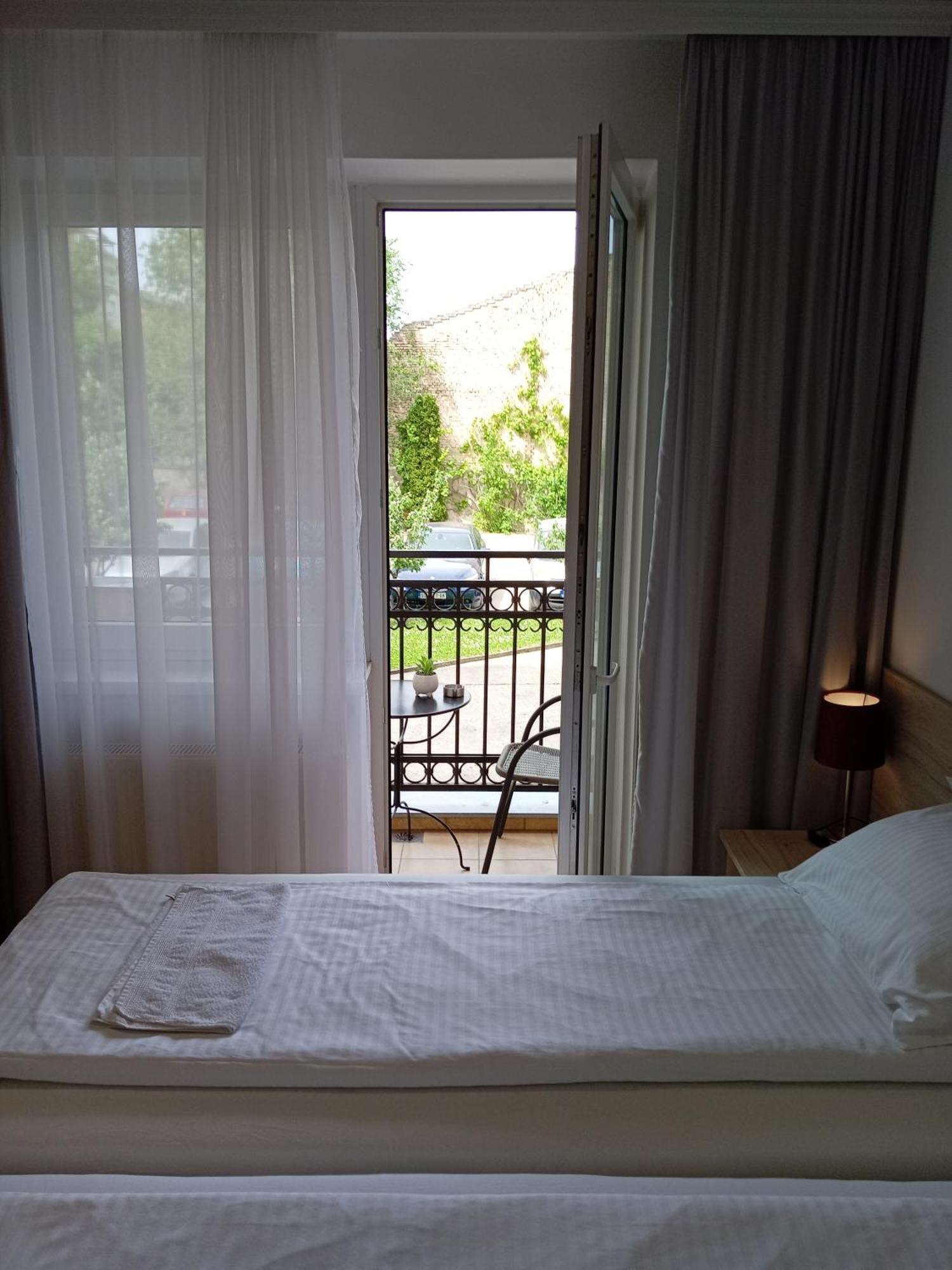 Apartment Atina Subotica Luaran gambar
