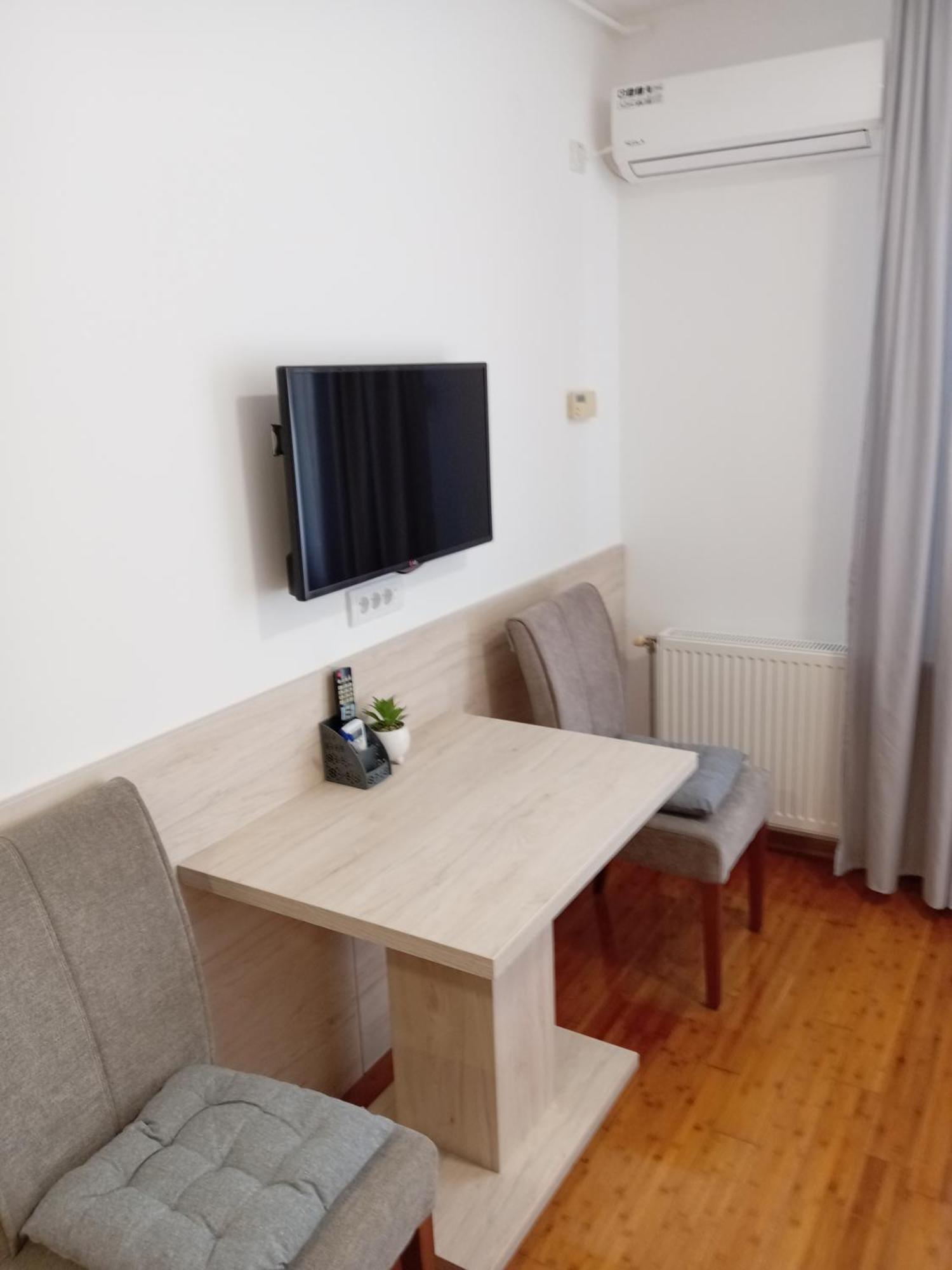 Apartment Atina Subotica Luaran gambar