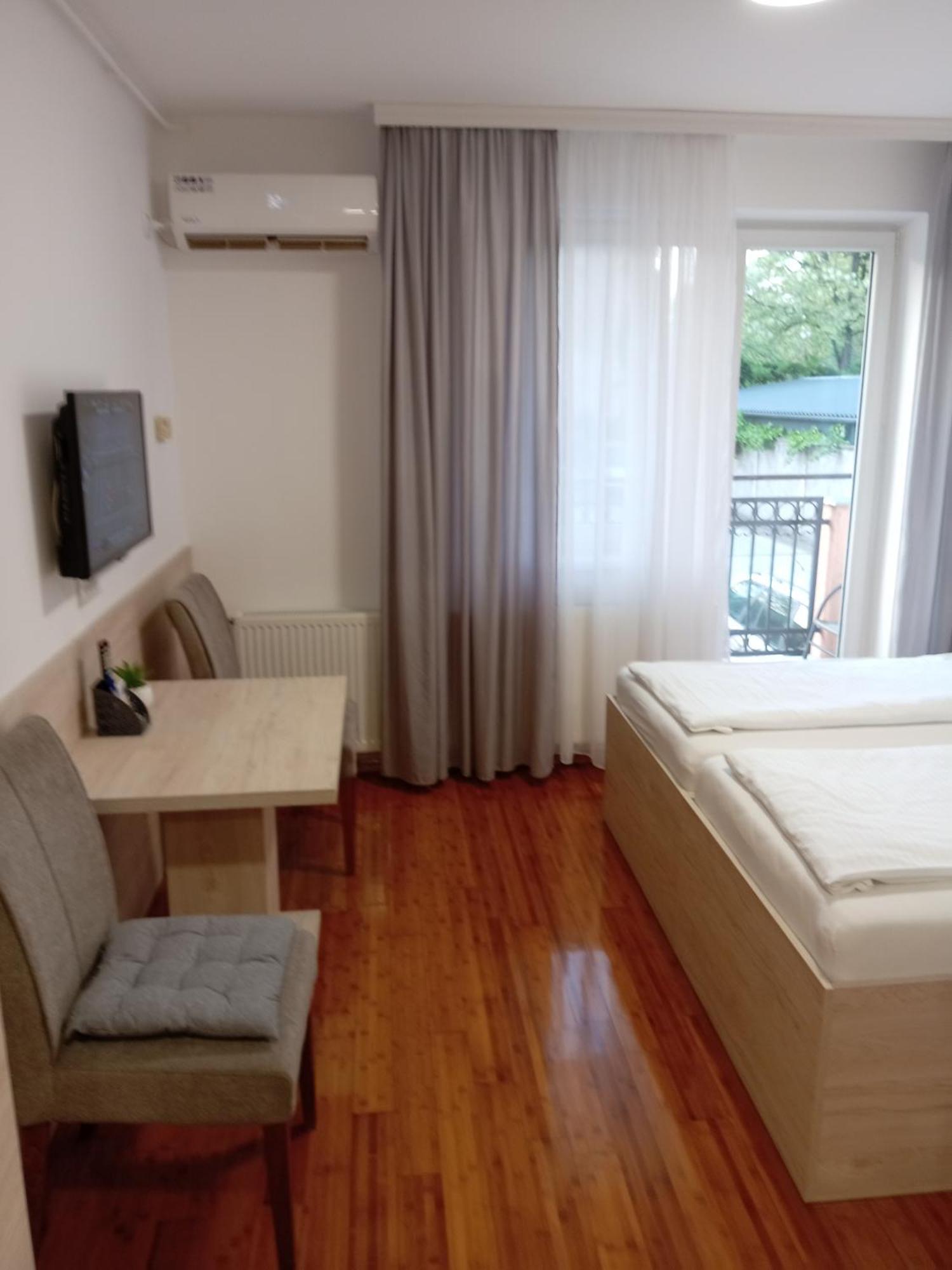 Apartment Atina Subotica Luaran gambar