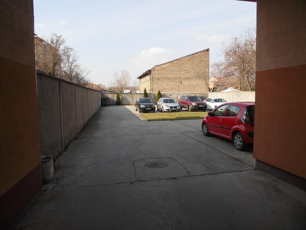 Apartment Atina Subotica Luaran gambar